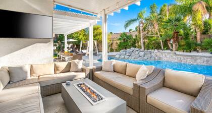 NEW! Luxurious Getaway: Pool Theatre Activity Room