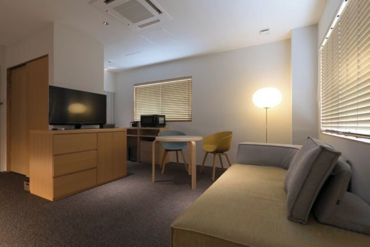 Living area | TV, heated floors