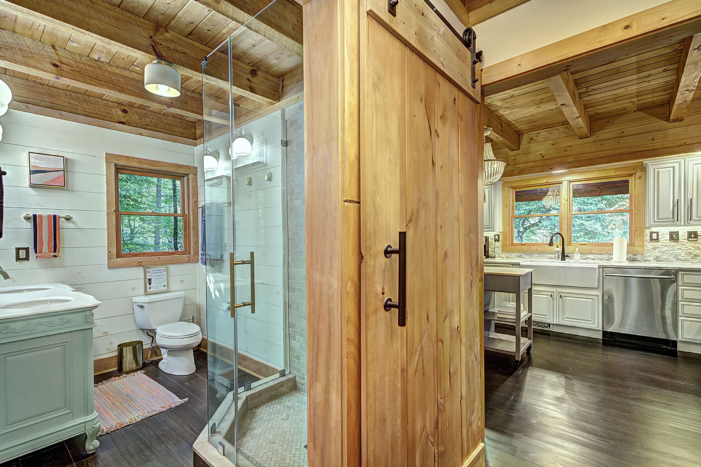 Combined shower/tub, hair dryer, towels, soap