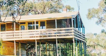 Warrawong Group Lodge - Iluka Retreat
