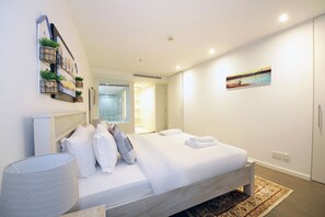 3 bedrooms, in-room safe, blackout curtains, iron/ironing board - Luxury 3 Bedroom in D1 Tower (Dubai)