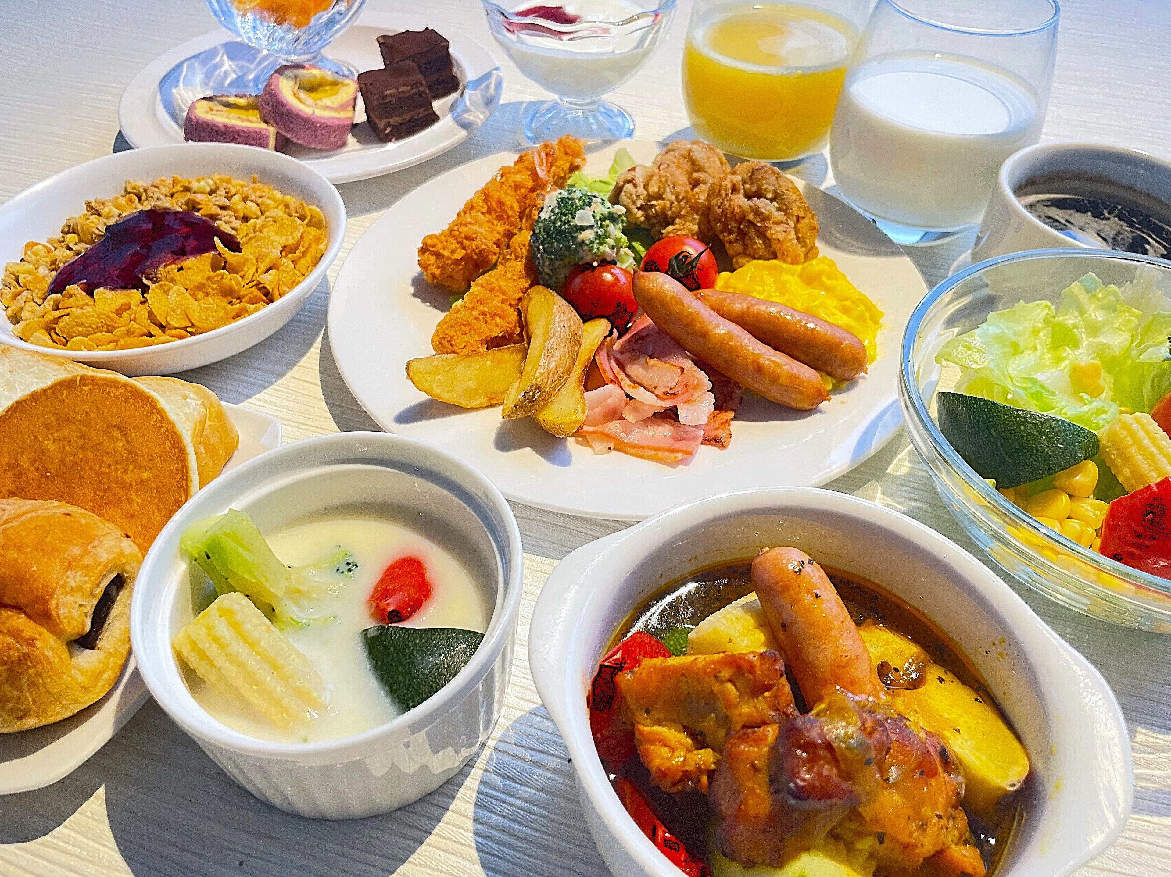 朝食