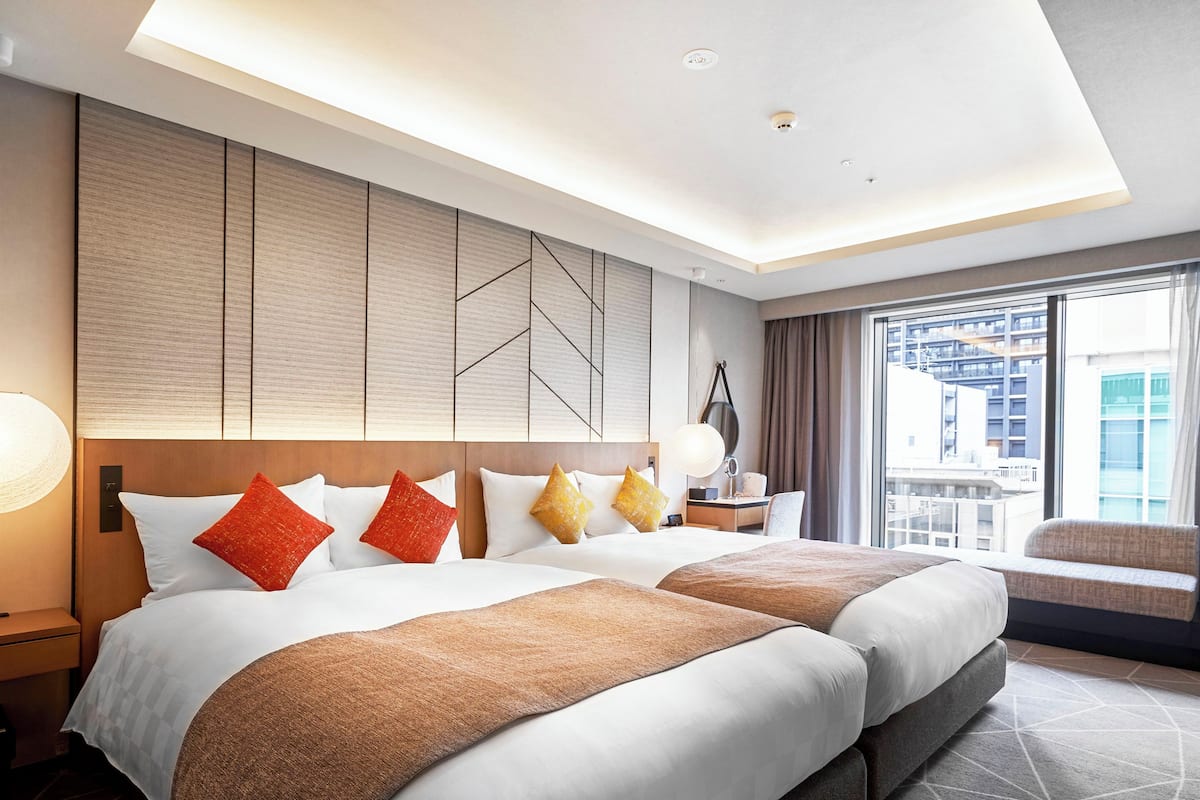 Kamar Twin (Suite, HIKARI) | Selimut bulu angsa, brankas, dan tirai kedap cahaya