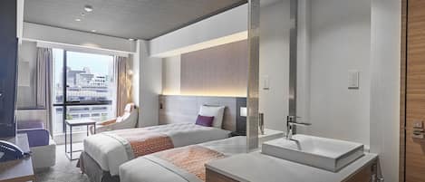 Down duvets, in-room safe, blackout curtains, iron/ironing board