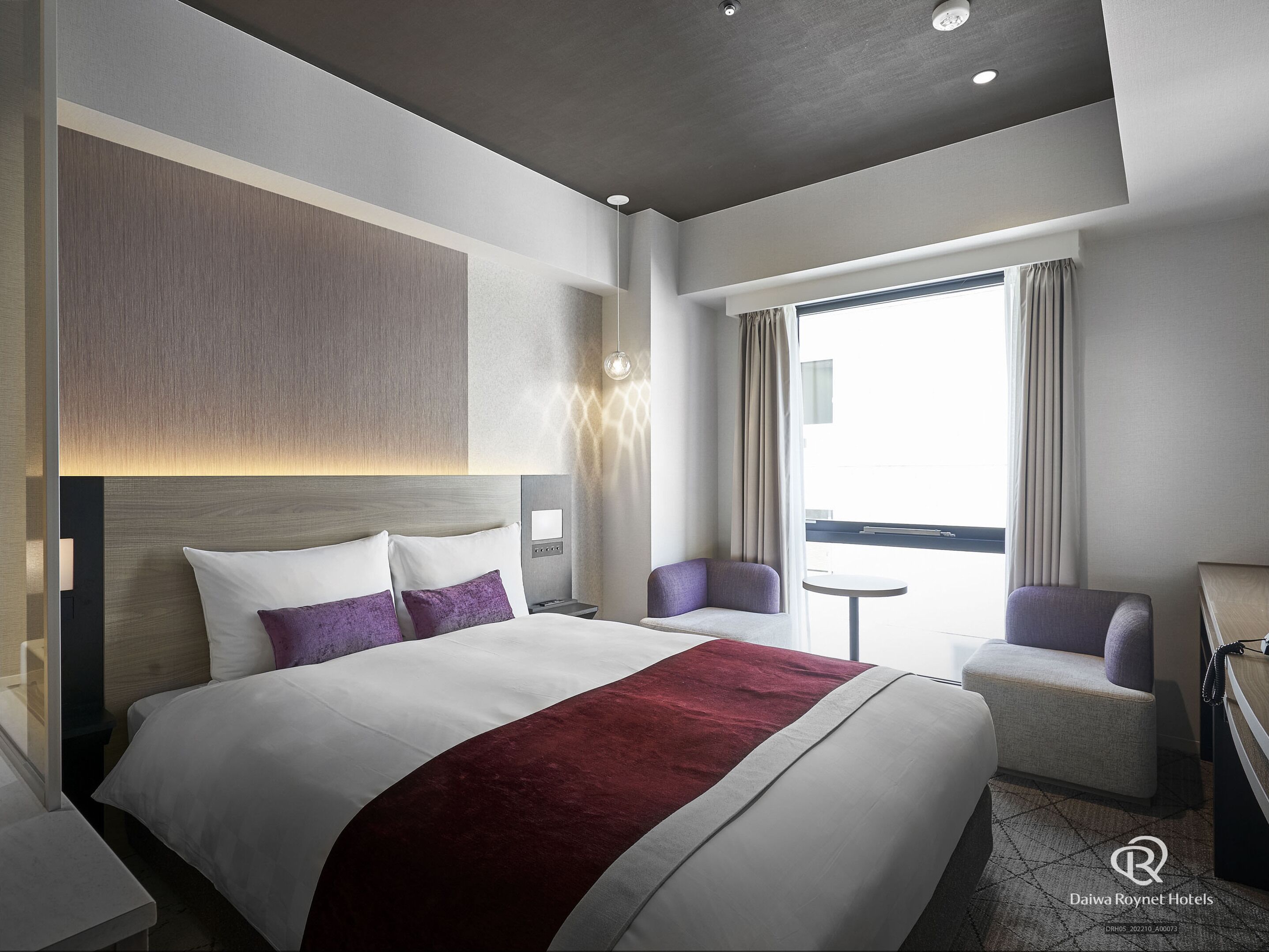 1 bedroom, down duvets, in-room safe, blackout curtains