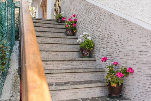 Apartment 'Casa Al Sole' with Mountain View, Balcony and Wi-Fi