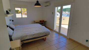 4 sovrum, gratis wi-fi och sängkläder