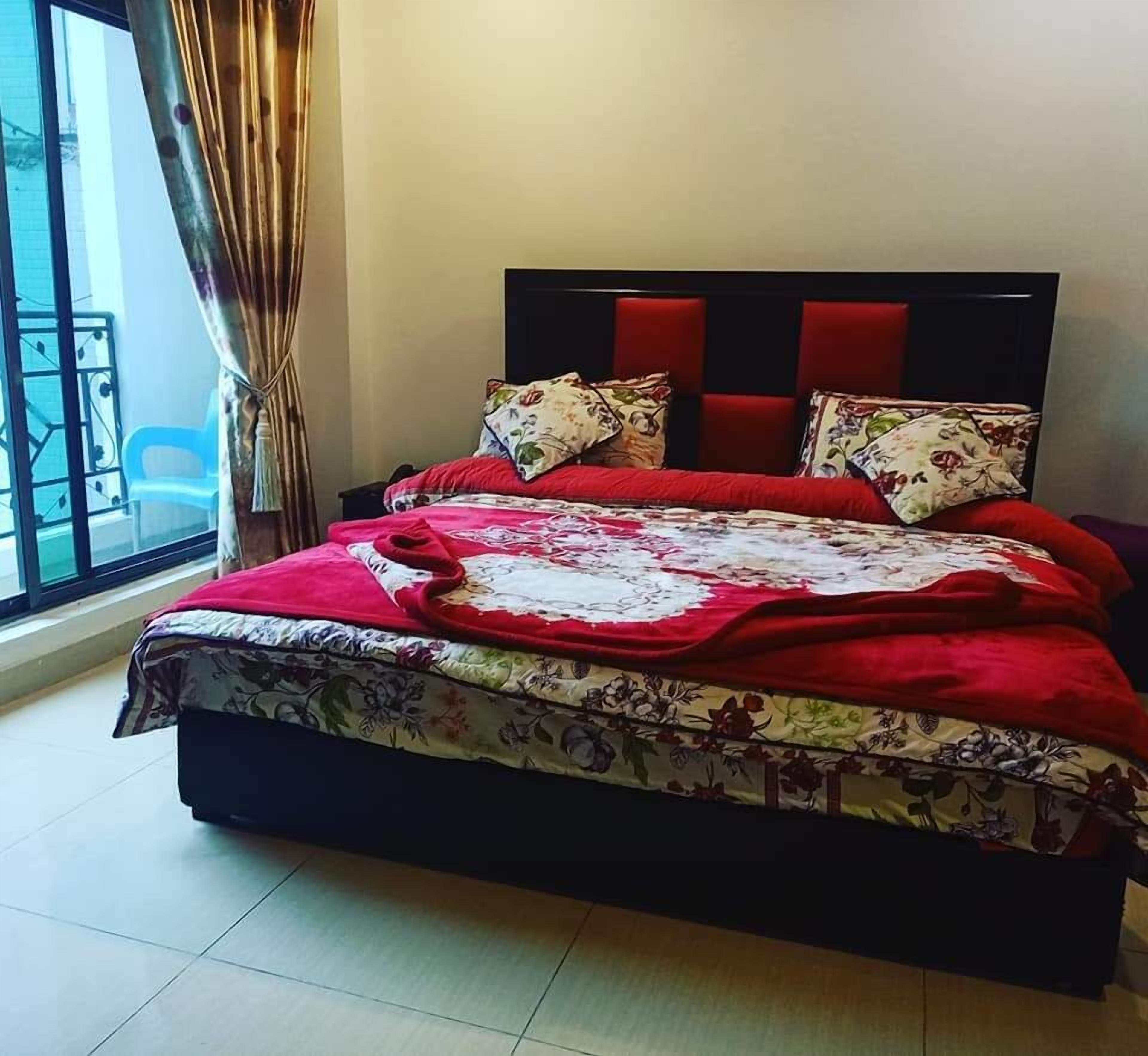 Standard Double Room | Iron/ironing board, free WiFi