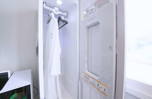 Family Double Room | Premium bedding, memory foam beds, desk, laptop workspace - Stay-inn Hotel (Gimhae)