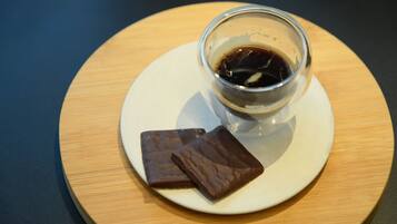 Daily continental breakfast (EUR 10 per person)