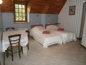 6 bedrooms, free WiFi