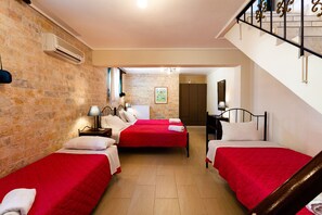 บ้านพักดีไซน์ | 1 ห้องนอน, พื้นที่ทำงานแบบใช้แล็ปท็อป, Wi-Fi ฟรี, ผ้าปูที่นอน