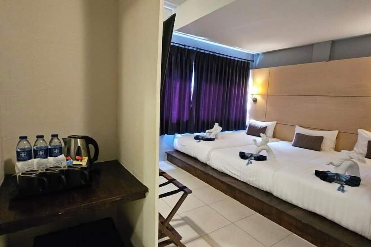 Desk, free WiFi, bed sheets