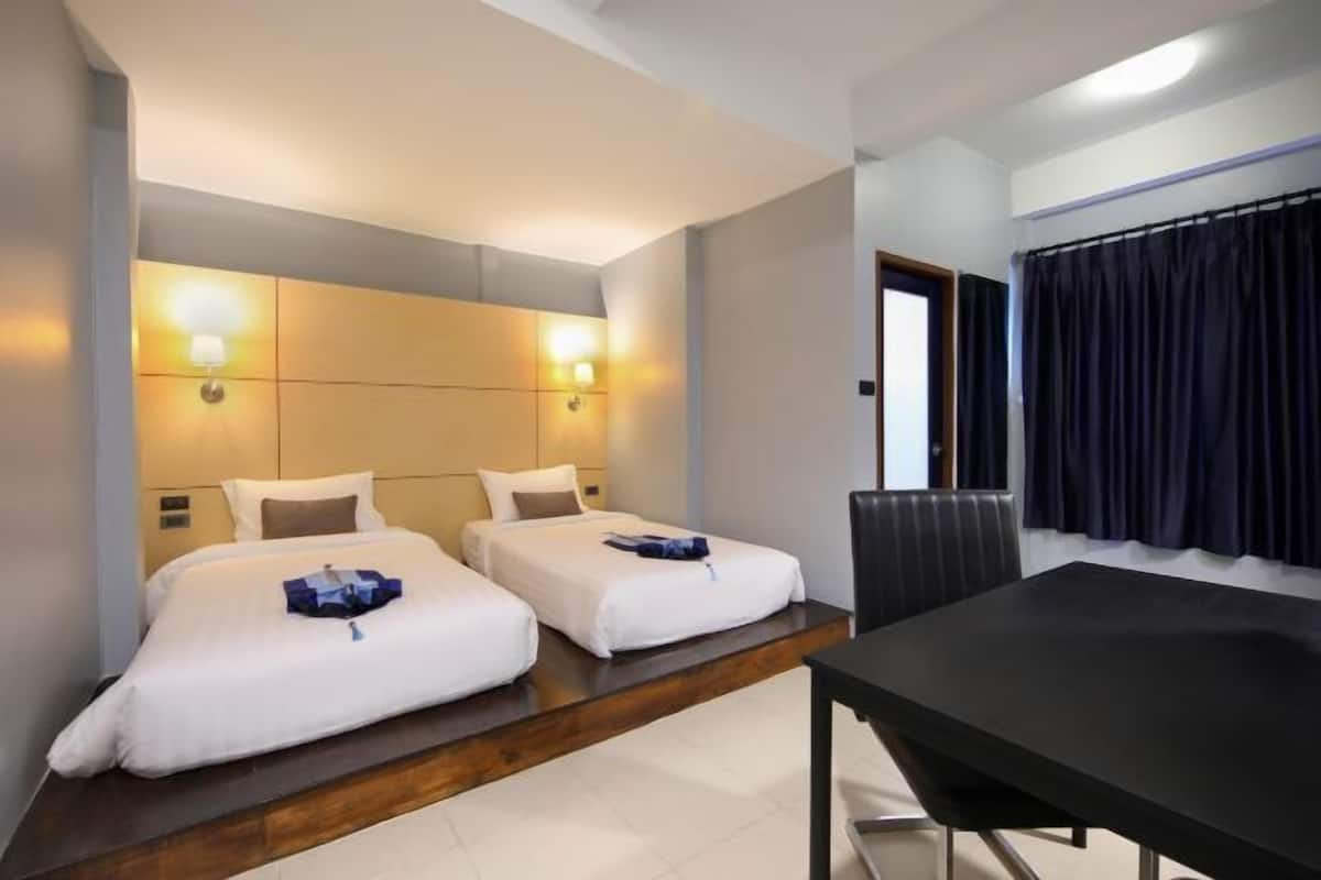 Desk, free WiFi, bed sheets