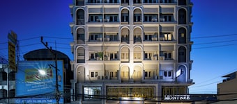 Montree Phuket Hotel