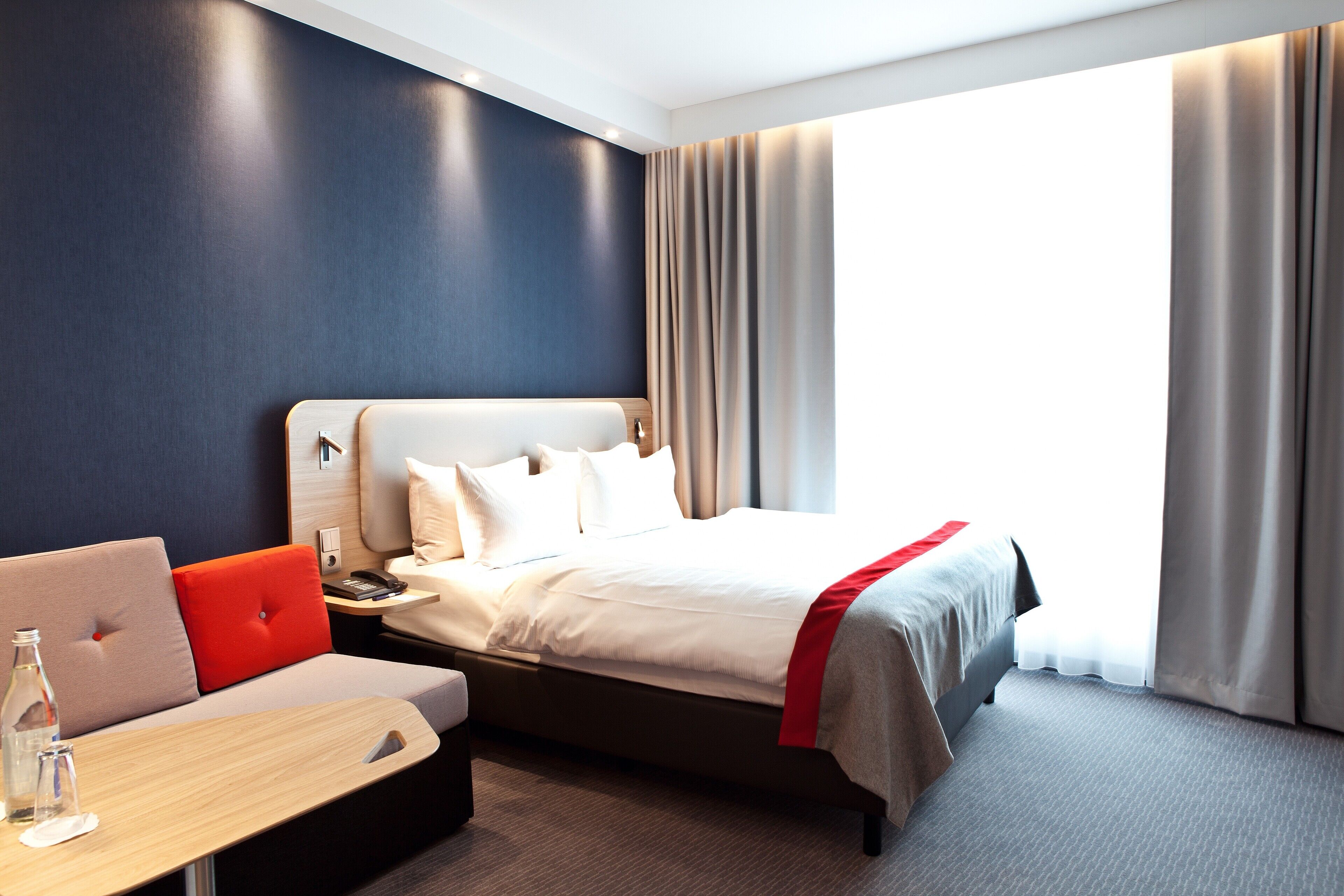 Standard Room, 1 Queen Bed with Sofa bed | Living area | 43-inch LCD TV with satellite channels, TV