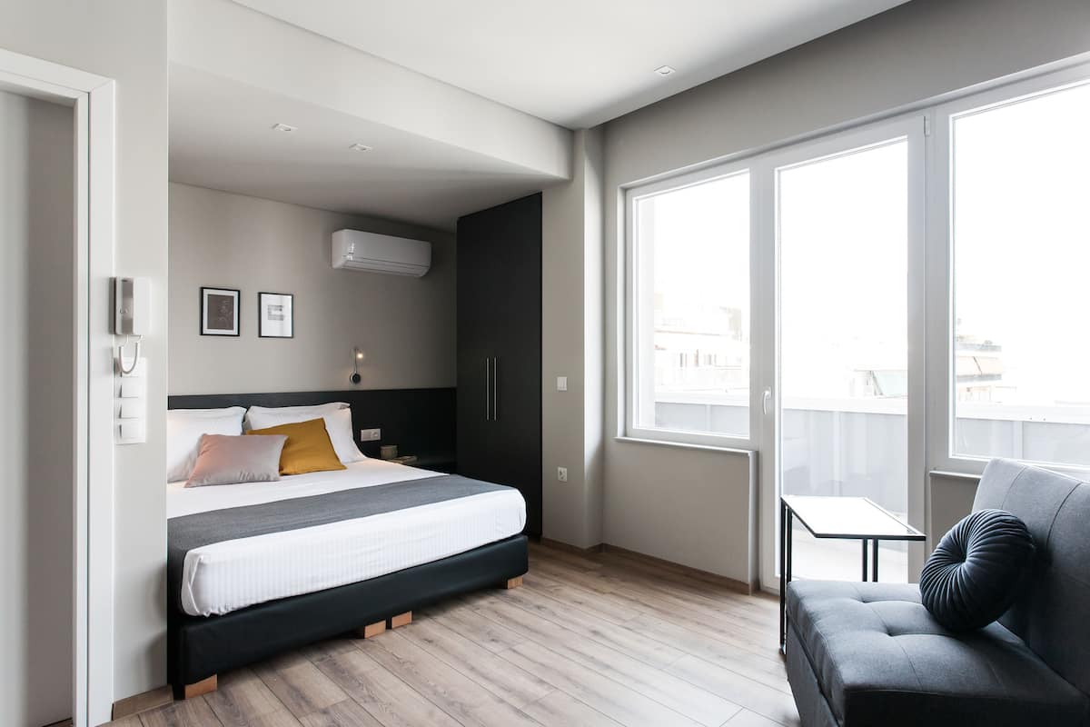 Apartemen, 1 kamar tidur (D2) | 1 kamar tidur, meja kerja, dan setrika/meja setrika
