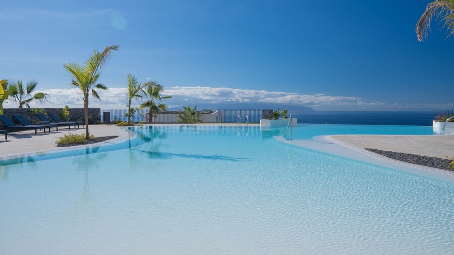 Los Jardines de Abama Suites