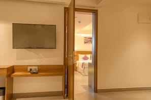 In-room safe, desk, soundproofing, iron/ironing board