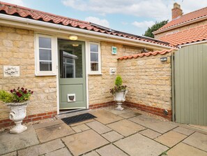 Cottage | Interior - Millcott (Lincoln)