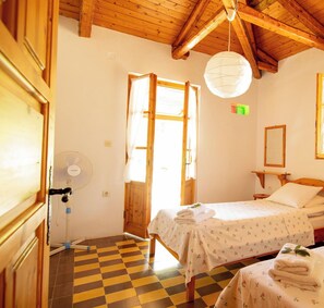 1 bedroom, in-room safe, iron/ironing board, free WiFi