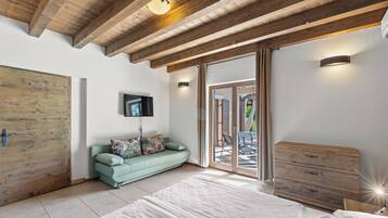 5 slaapkamers, een strijkplank/strijkijzer, gratis wifi, beddengoed