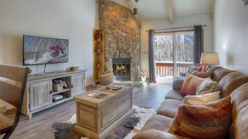 TV connectée, cheminée