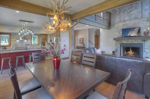 Dining - Luxury Home | Mountain Views, Outdoor Fireplace | 1 Mile to Purg (Durango)