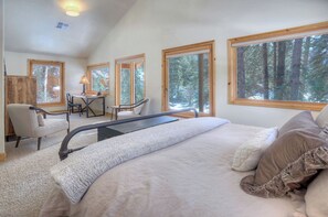 4 bedrooms, WiFi, bed sheets