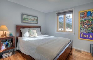 3 多间卧室、免费 WiFi、床单