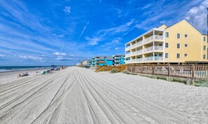 Beach - Afterdeck 104 - Two Bedroom, Two Bath Oceanfront Condo (Garden City Beach)