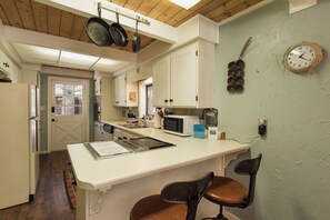 焗爐、咖啡機/沖茶器、廚房用具/餐具/器皿