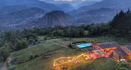 Séjours courts,flexibles! Ferme rénovée,piscine privée, idéale pour les groupes.