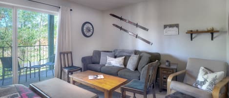 Smart TV y chimenea