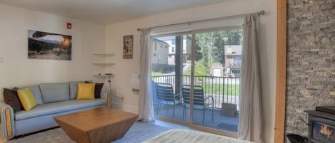 熨斗/熨衣板、免费 WiFi、床单