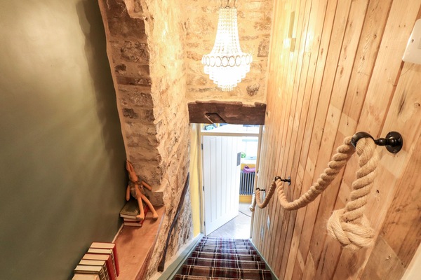 Cottage | Interior