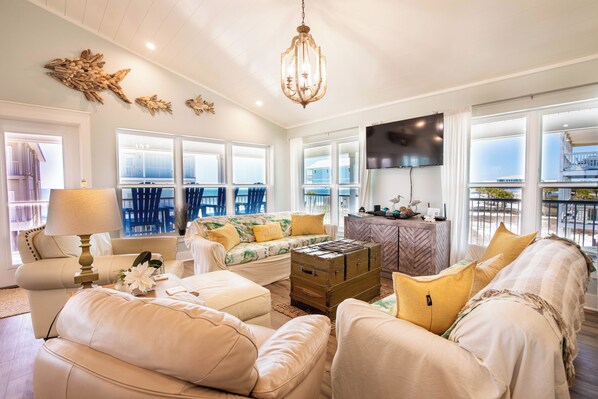 Smart TV, DVD player, books