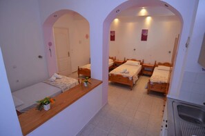 Caja de seguridad en la habitación, cortinas blackout y wifi gratis