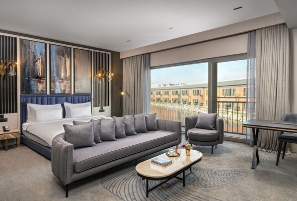 Suite, 1 King Bed, Sea View | Hypo-allergenic bedding, minibar, in-room safe, desk - Crowne Plaza Istanbul Tuzla Viaport Marina by IHG (Tuzla)
