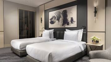 Standard Room, 2 Twin Beds, Club Lounge Access | 1 bedroom, hypo-allergenic bedding, minibar, in-room safe