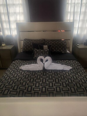 3 bedrooms, iron/ironing board, free WiFi, bed sheets