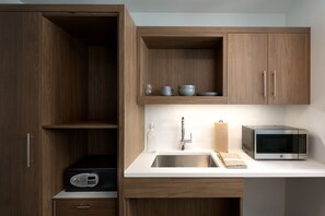 Coffee/tea maker - Element by Marriott Austin at The Domain (Austin)