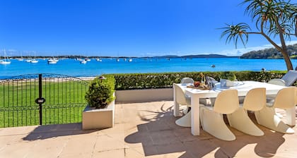 H3 Port Stephens - Absolute Waterfront Luxury