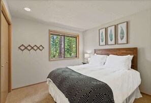 4 habitaciones, tabla de planchar con plancha y wifi 