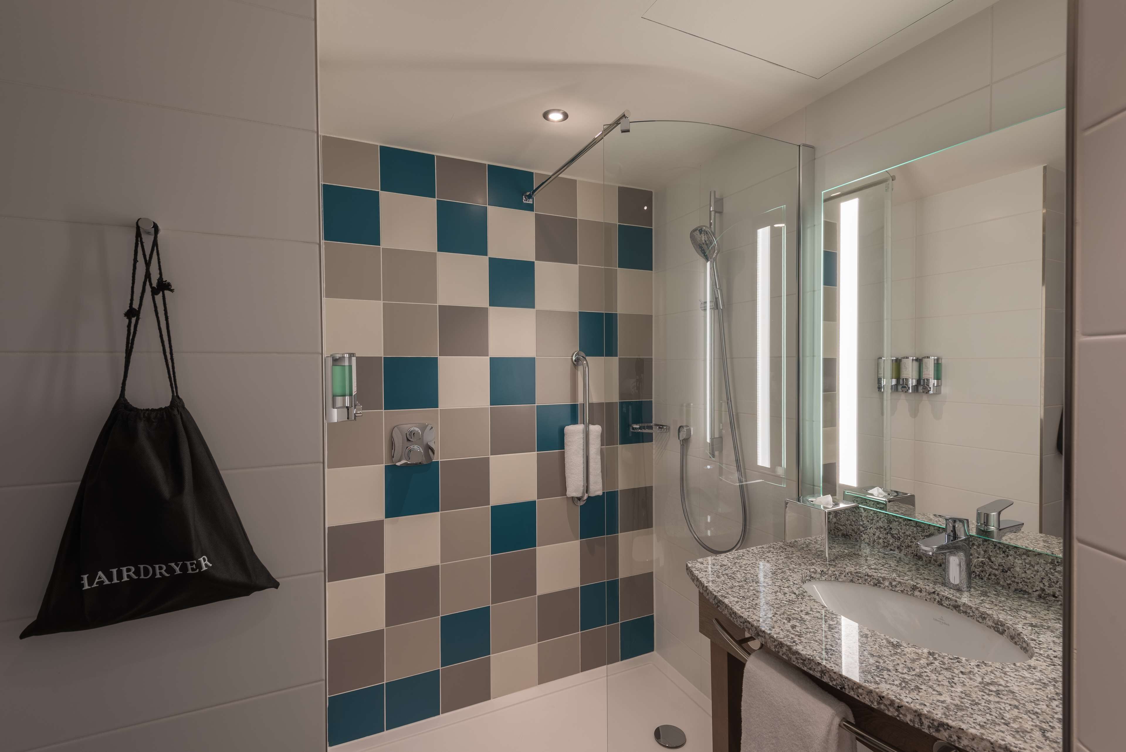 Foto - Hampton by Hilton Düsseldorf City Centre