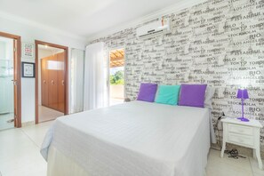 บ้านพัก | 3 ห้องนอน, ผ้าม่านกันแสง, เตารีด/โต๊ะรีดผ้า, Wi-Fi ฟรี