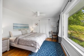 4 soverom, strykejern/-brett, wi-fi og sengetøy