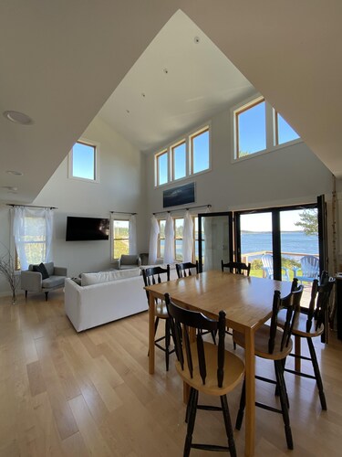 Ocean Front - Penobscot Bay - 4 Season New Home - Includes 2 single kayaks