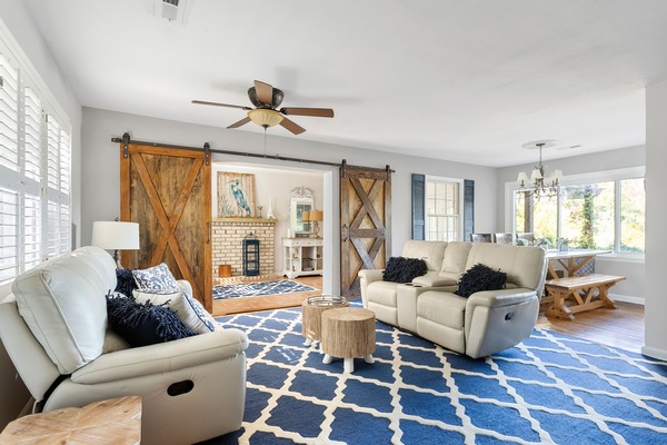 Lake Views & Private Dock at The High House