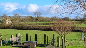 Cottage | Property grounds